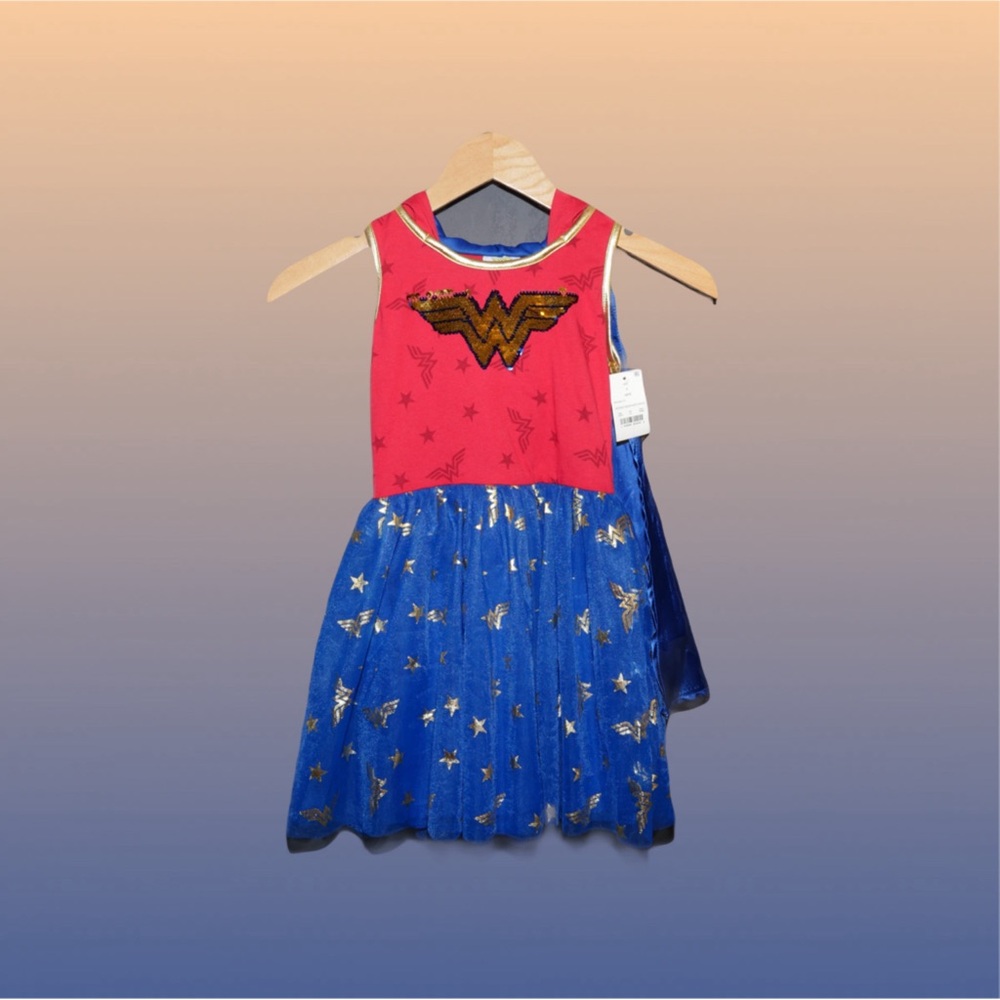 Wonder Women Dress With Hoodie and Removable Cape Size 6